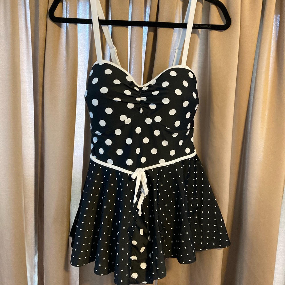 UNIQUE VINTAGE SWIMSUIT NWT